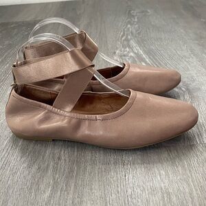 Gentle Souls Portia Rey Leather Ballet Slip On Wrap Around Flat Shoes Size 8.5